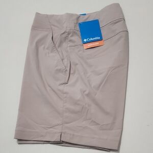 Columbia Light Tan Outdoor Shorts